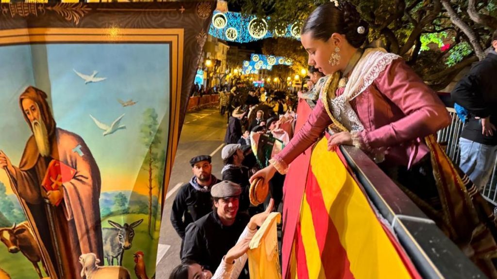 https://ibiza.travel/2019/04/descubre-la-ibiza-autentica-en-las-fiestas-de-mayo-de-santa-eularia-des-riu/