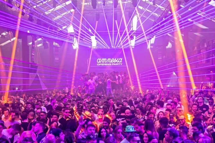 Fiesta de Apertura del 50 Aniversario de Amnesia — 9 de mayo