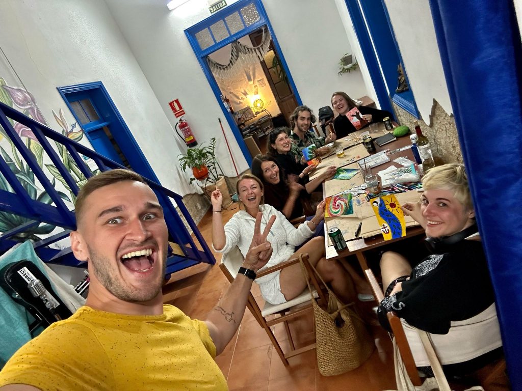 Activité artistique Ashavana Nest Hostel Tenerife