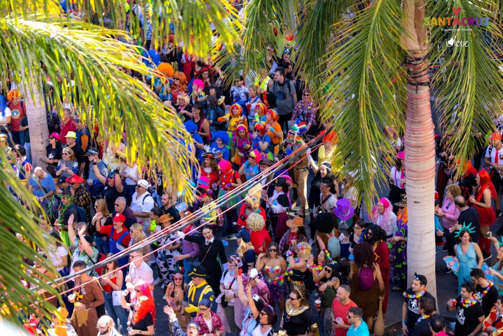 Das Programm und die Hauptveranstaltungen des Teneriffa Karnevals 2024 im Februar mit Geschichte, Erklärungen und Fotos