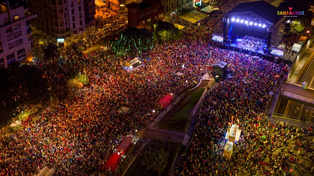 Das Programm und die Hauptveranstaltungen des Teneriffa Karnevals 2024 im Februar mit Geschichte, Erklärungen und Fotos