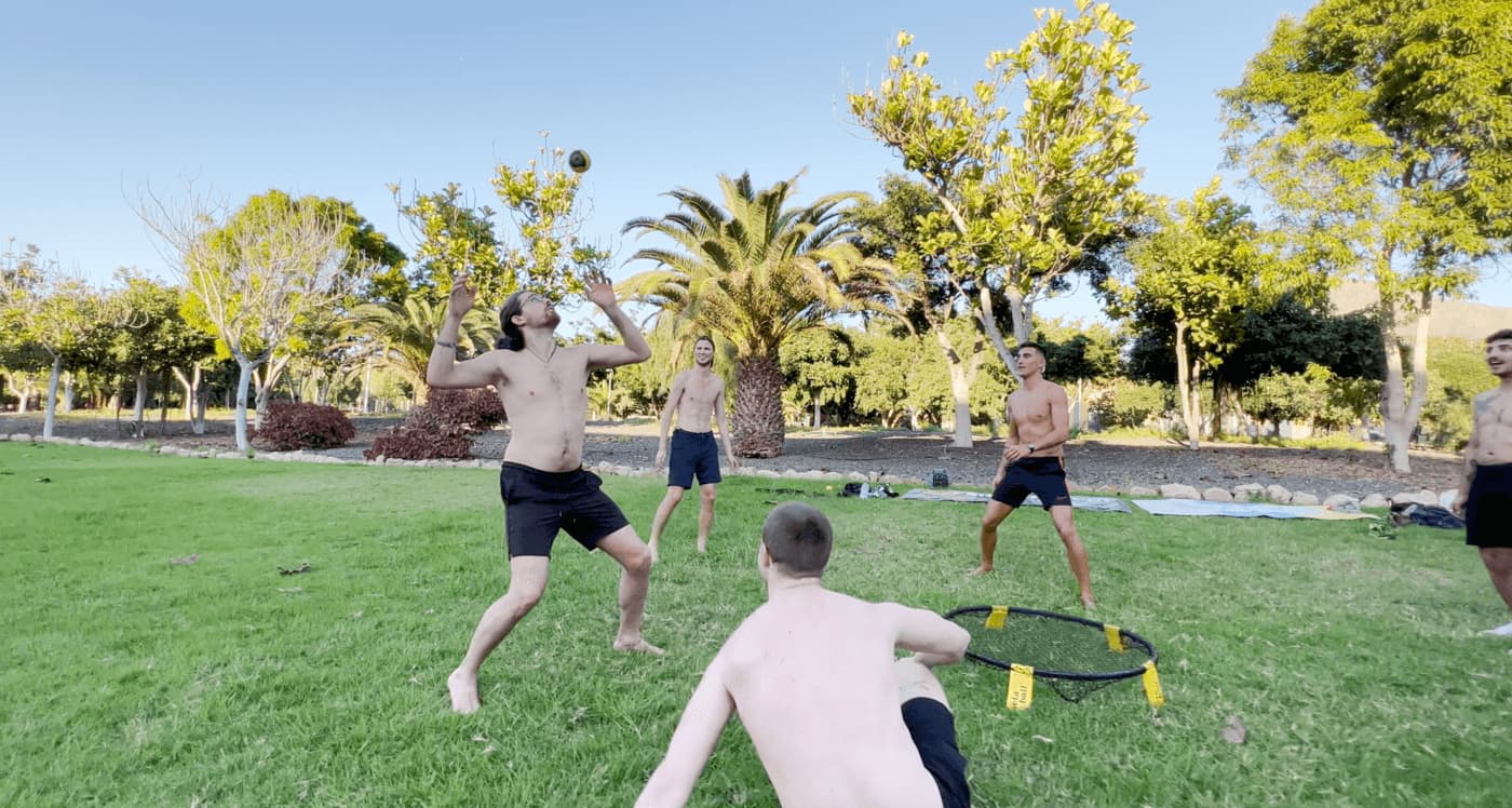 Hast du schon einmal Spike Ball gespielt?