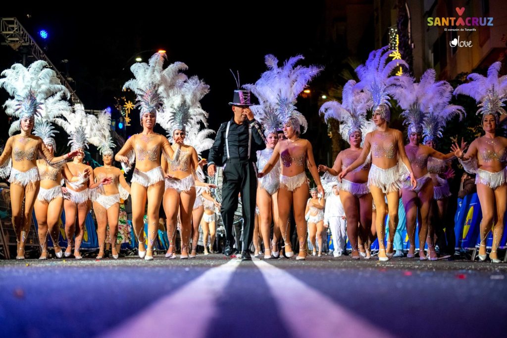 El Coso Apoteosis è il grande corteo che segna il culmine del Carnevale di Santa Cruz de Tenerife.