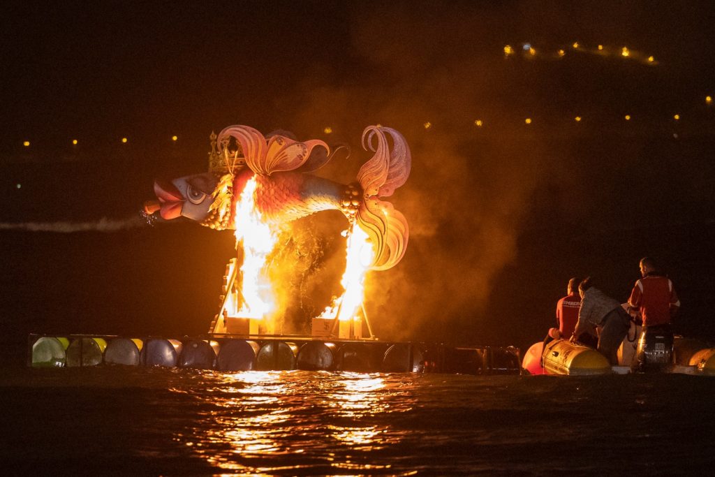 ENTIERRO DE LA SARDINA Las Palmas Carnevale